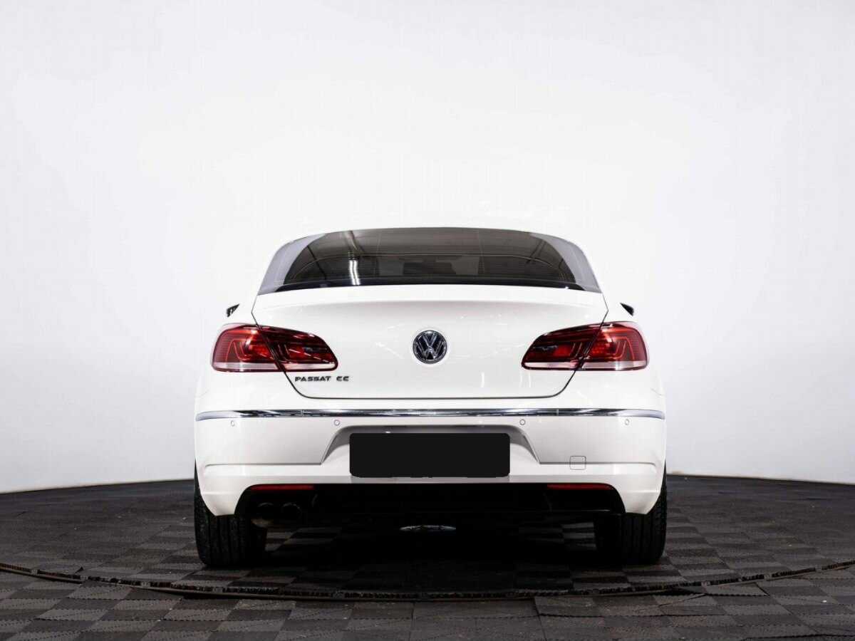 Volkswagen Passat CC 2013 года с пробегом. Фото: #4