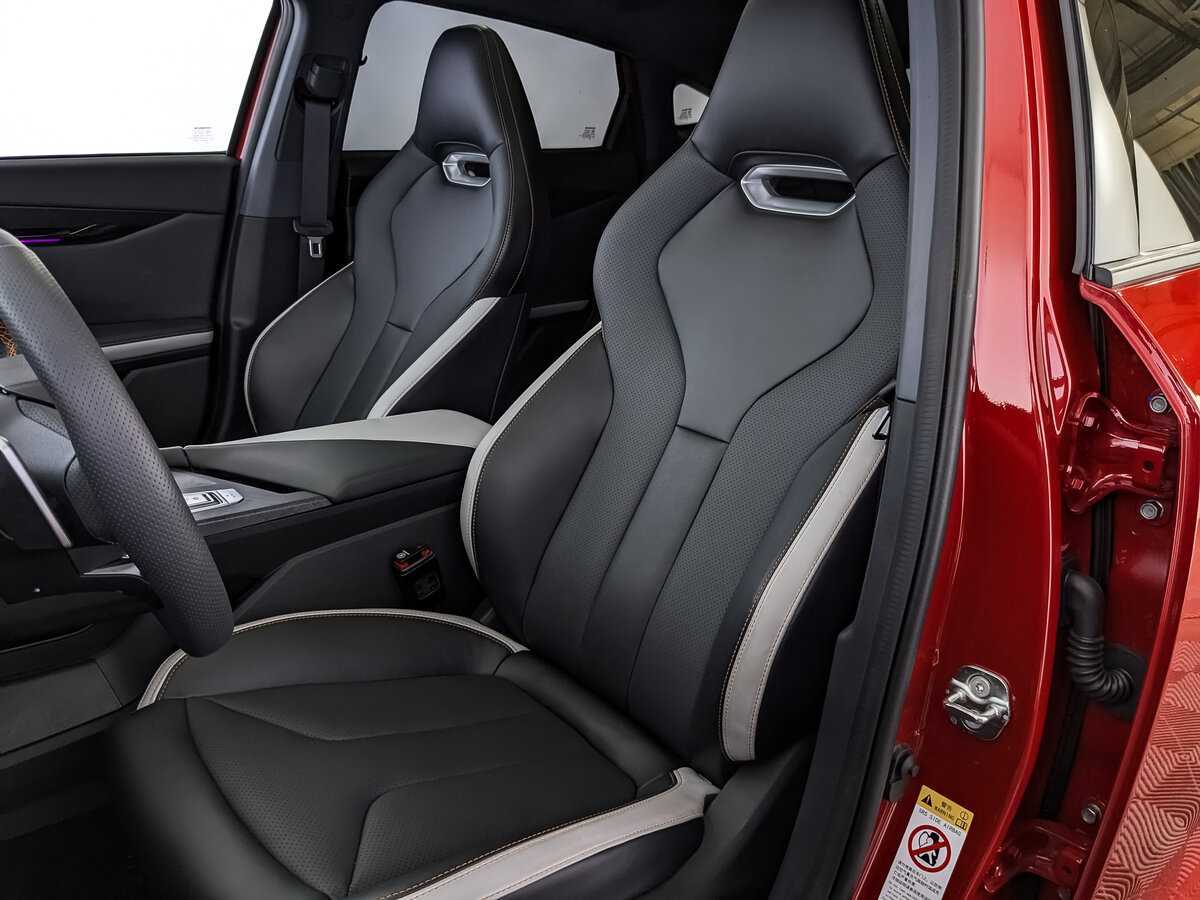 Changan UNI-V 2024 года с пробегом. Фото: #19