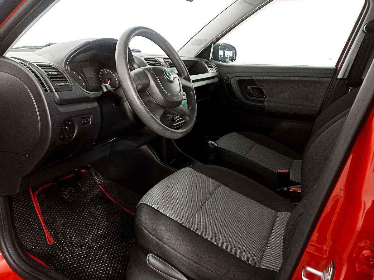 Skoda Fabia 2012 года с пробегом. Фото: #12