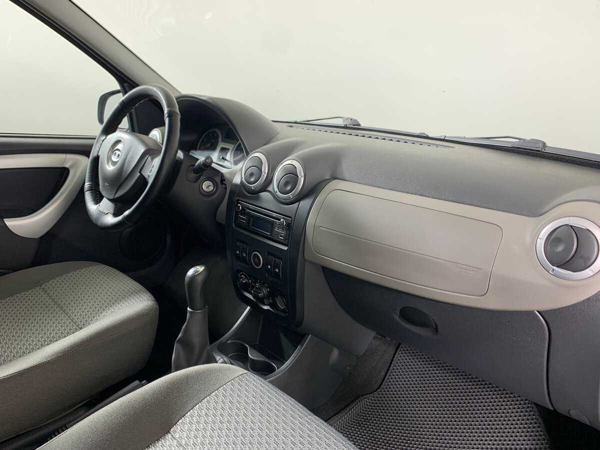 Lada (ВАЗ) Largus 2015 года с пробегом. Фото: #13