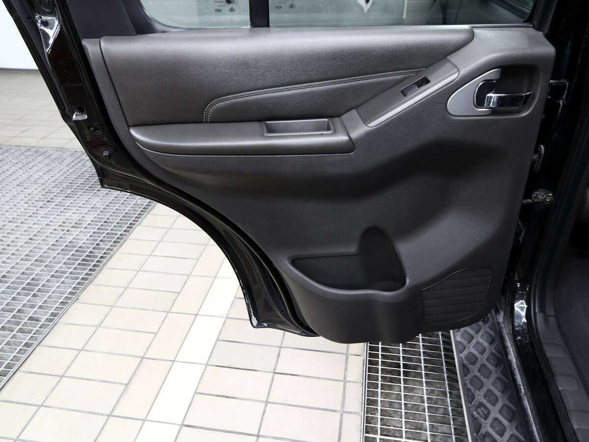 Nissan Pathfinder 2012 года с пробегом. Фото: #16