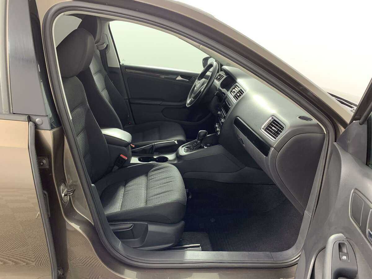 Volkswagen Jetta 2013 года с пробегом. Фото: #15