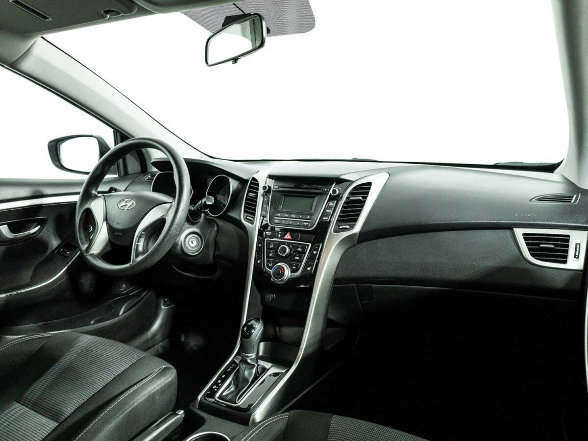 Hyundai i30 2015 года с пробегом. Фото: #8