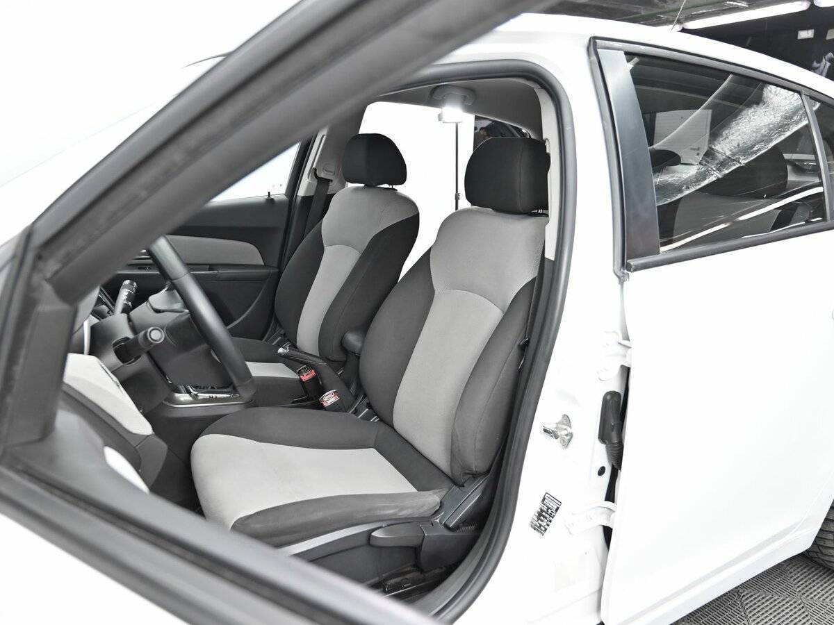 Chevrolet Cruze 2013 года с пробегом. Фото: #5