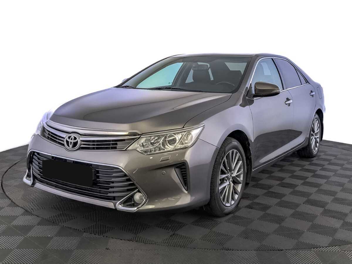 Toyota Camry 2016 года с пробегом. Фото: #0