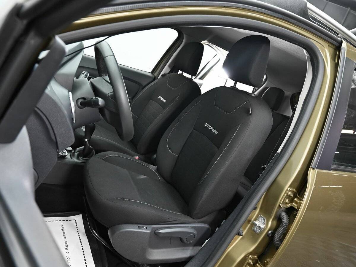 Renault Sandero 2016 года с пробегом. Фото: #5