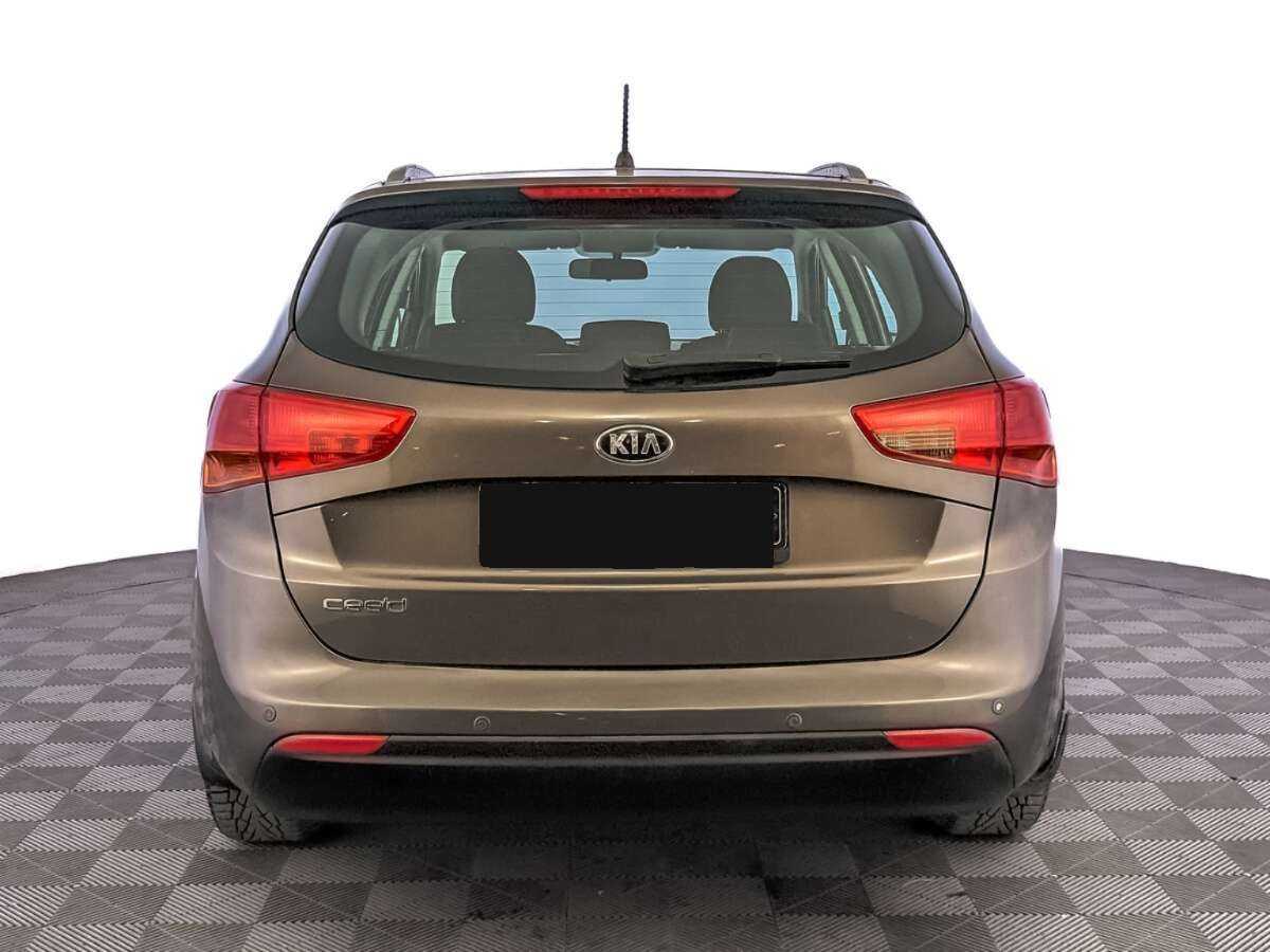 Kia Ceed 2015 года с пробегом. Фото: #5