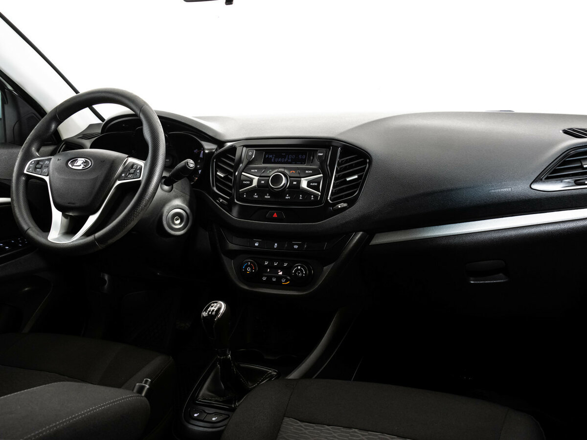 Lada (ВАЗ) Vesta 2018 года с пробегом. Фото: #6