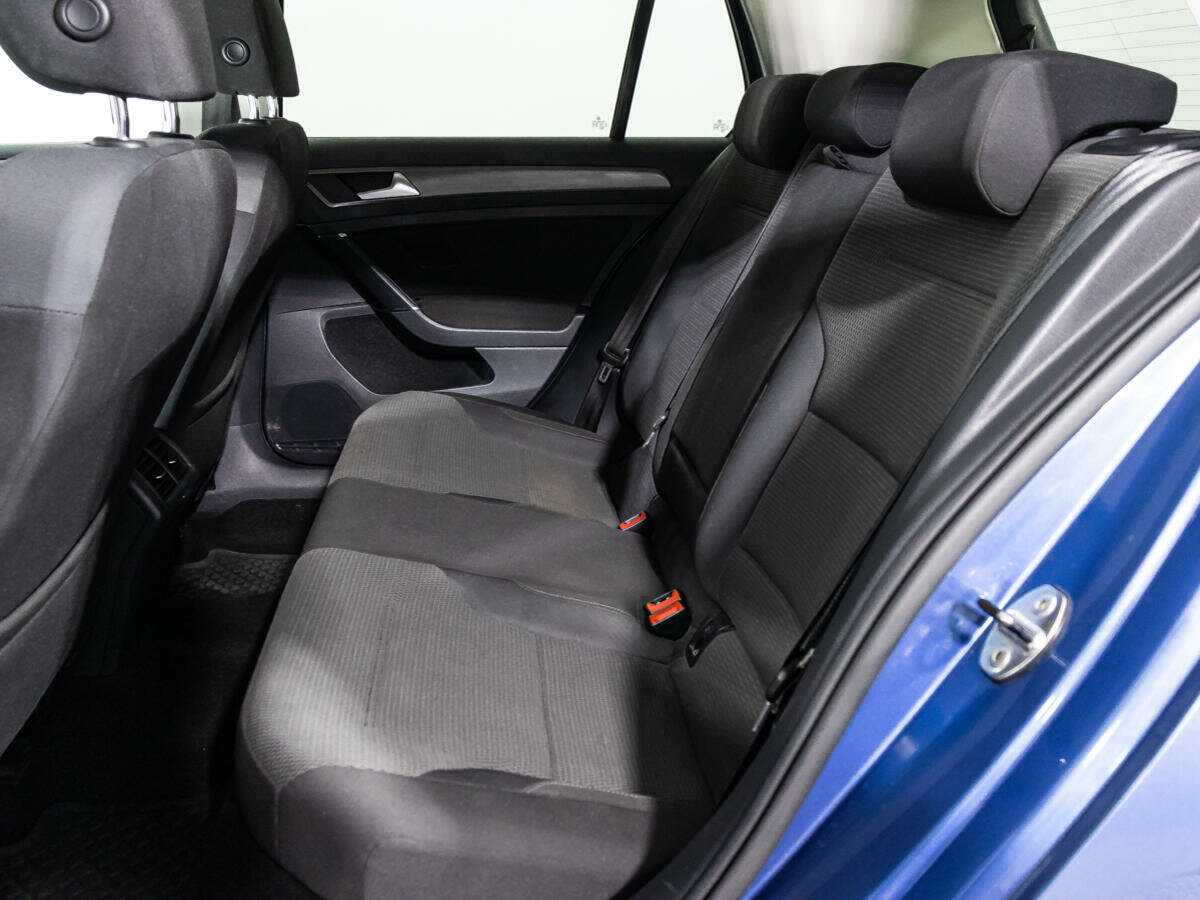 Volkswagen Golf 2012 года с пробегом. Фото: #9