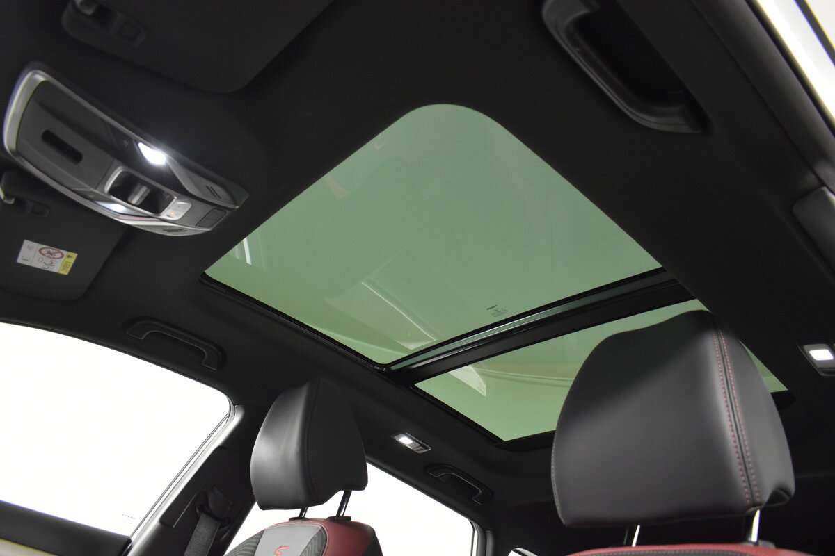 Geely Coolray 2023 года с пробегом. Фото: #7