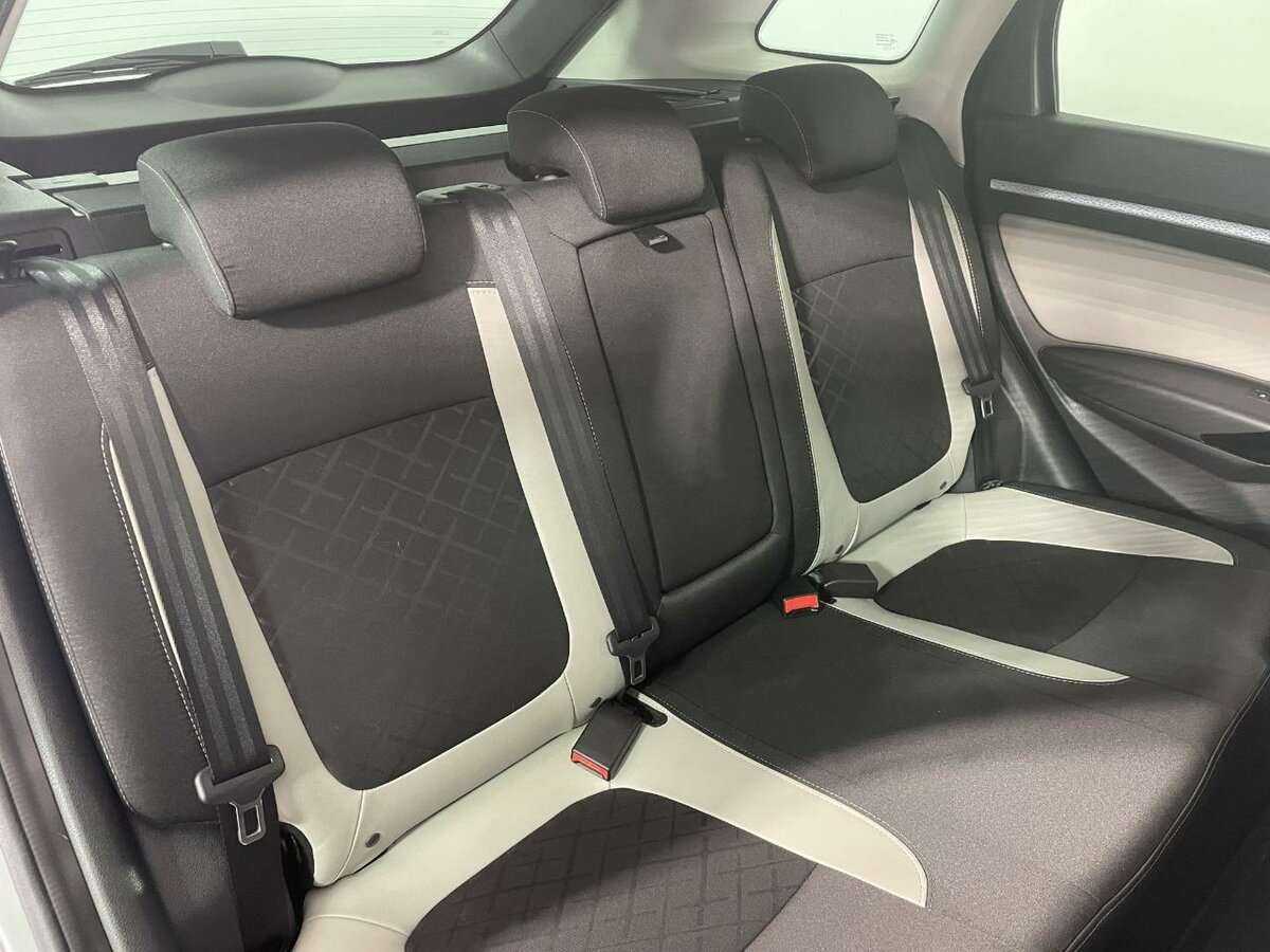 Lada (ВАЗ) Vesta 2018 года с пробегом. Фото: #14