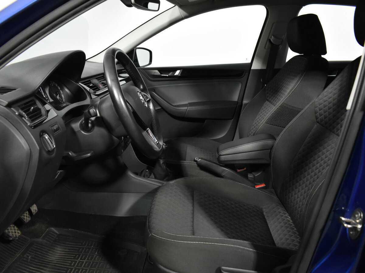 Skoda Rapid 2018 года с пробегом. Фото: #16