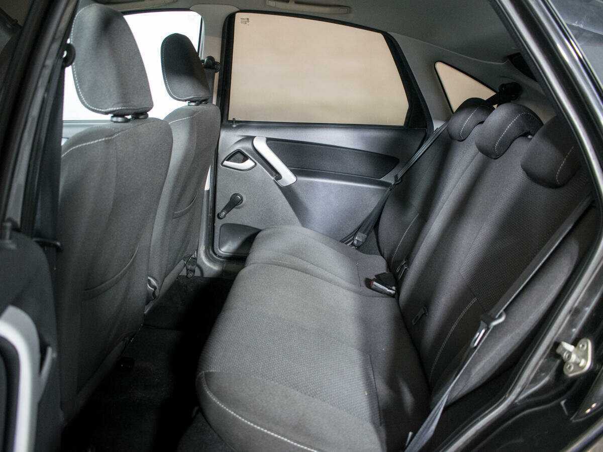 Lada (ВАЗ) Granta 2015 года с пробегом. Фото: #9