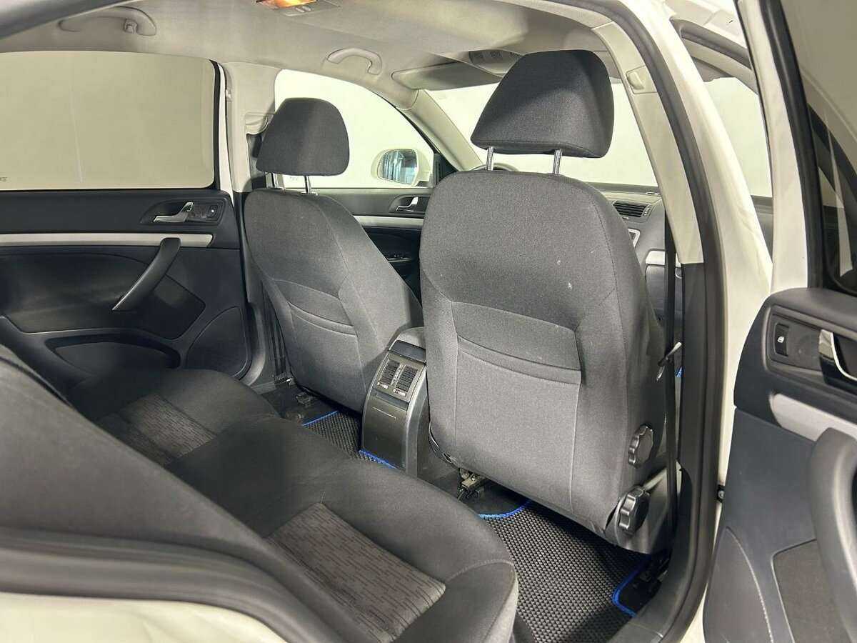 Skoda Octavia 2012 года с пробегом. Фото: #15