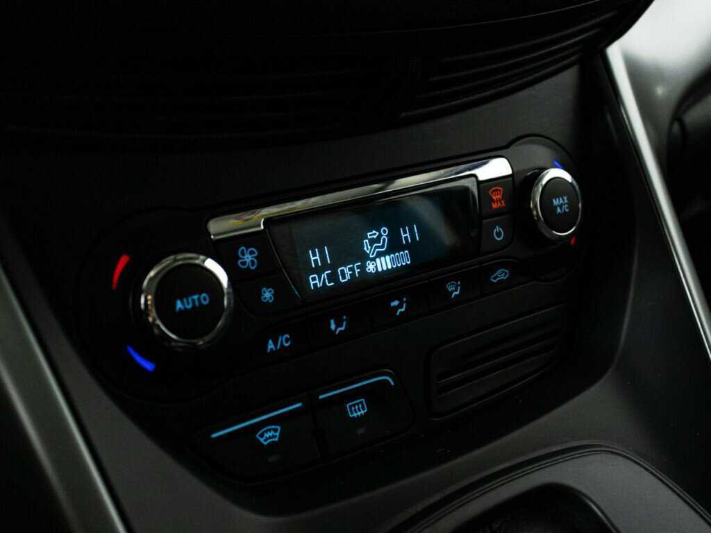 Ford Kuga 2014 года с пробегом. Фото: #14