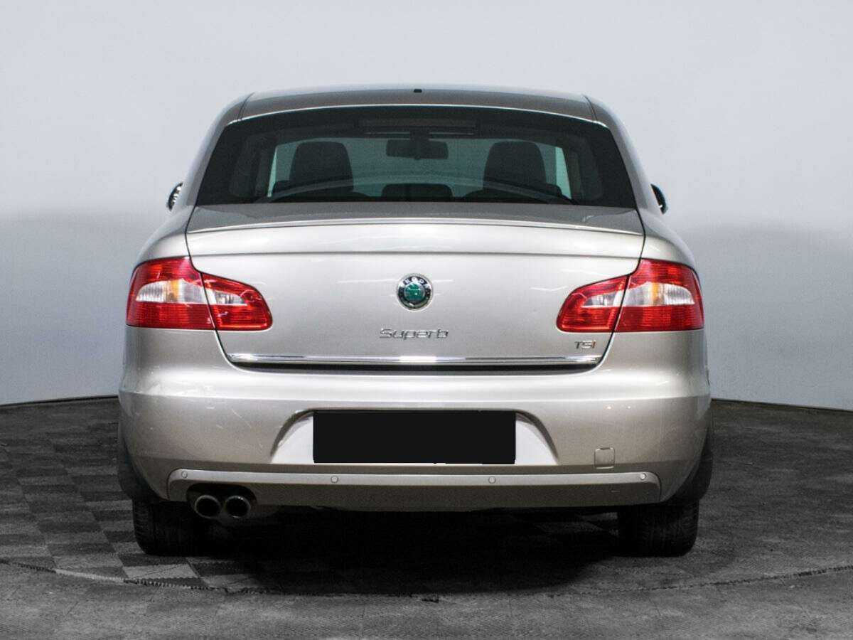 Skoda Superb 2013 года с пробегом. Фото: #5