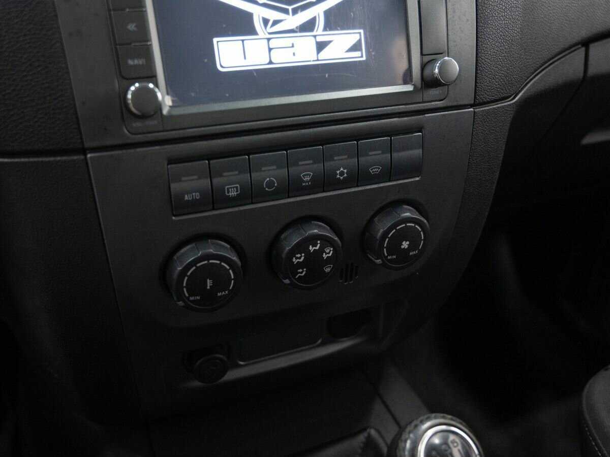 УАЗ Patriot 2015 года с пробегом. Фото: #20