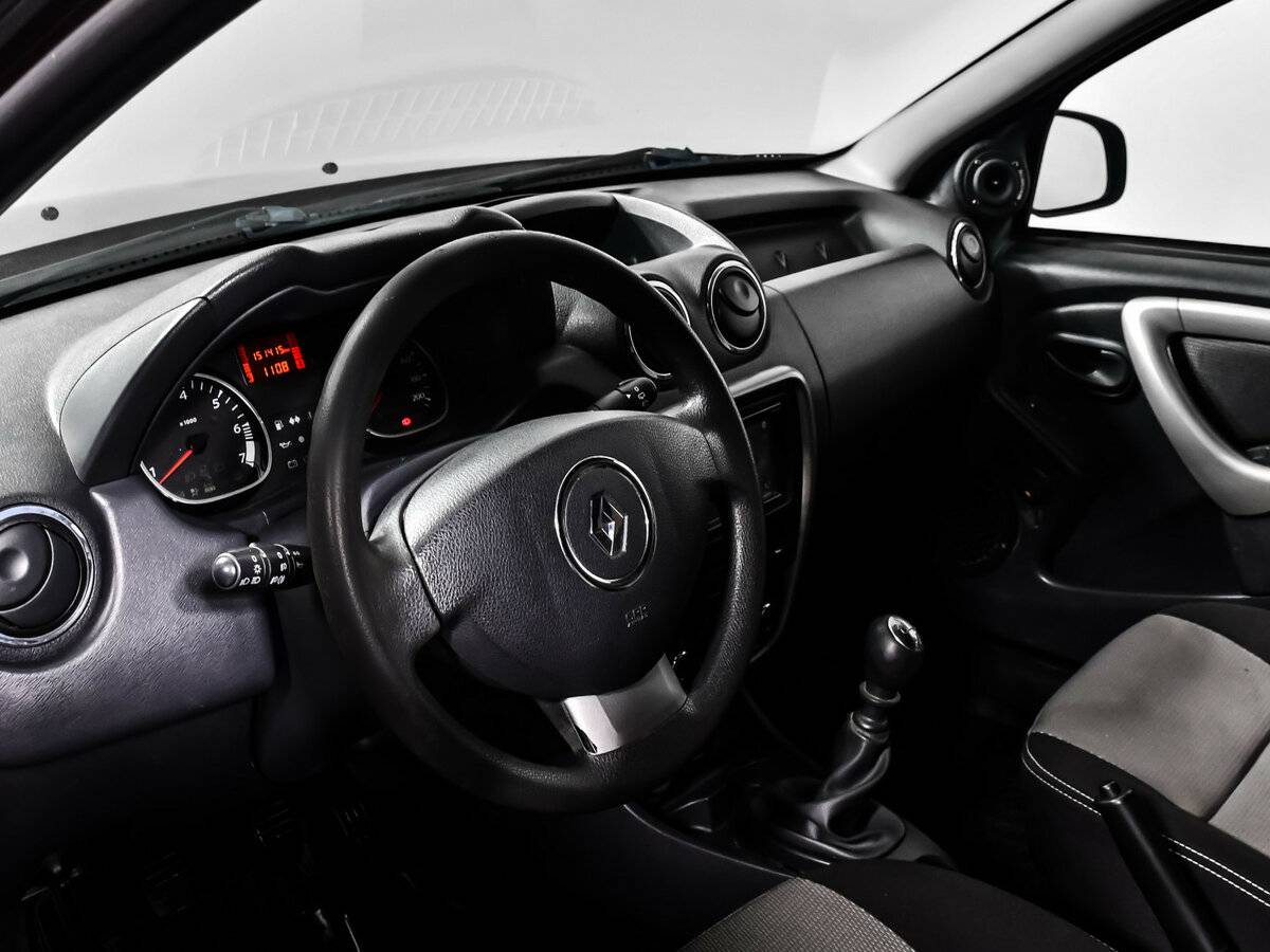 Renault Duster 2015 года с пробегом. Фото: #9