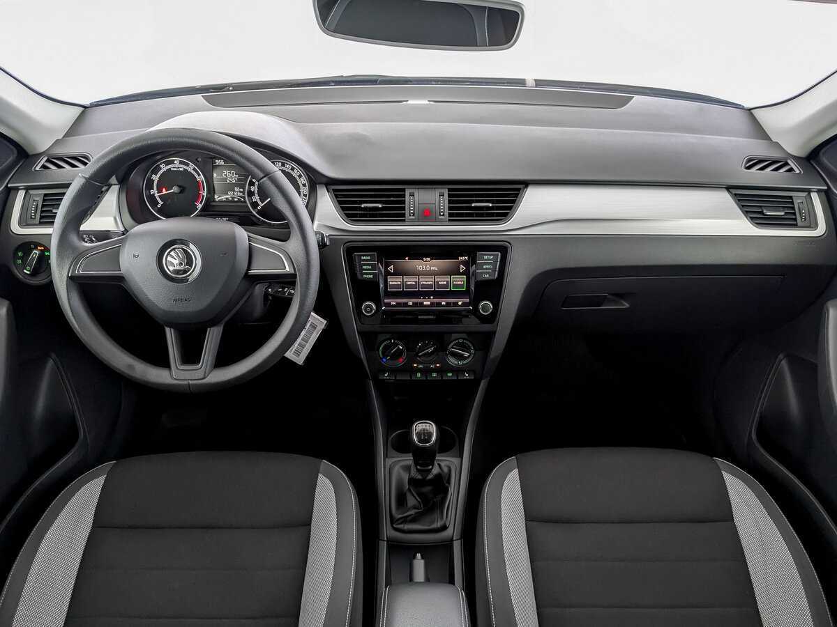 Skoda Rapid 2018 года с пробегом. Фото: #11