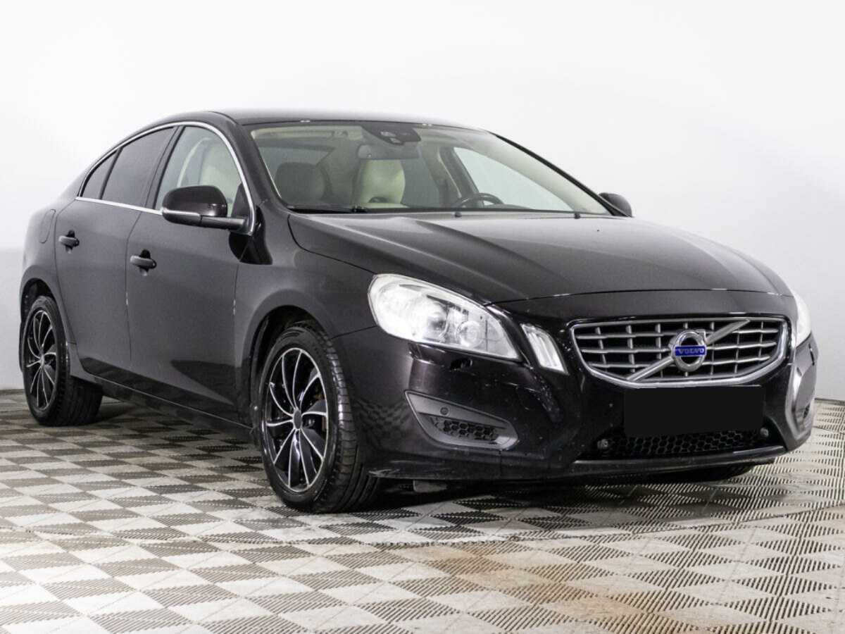 Volvo S60 2012 года с пробегом. Фото: #2