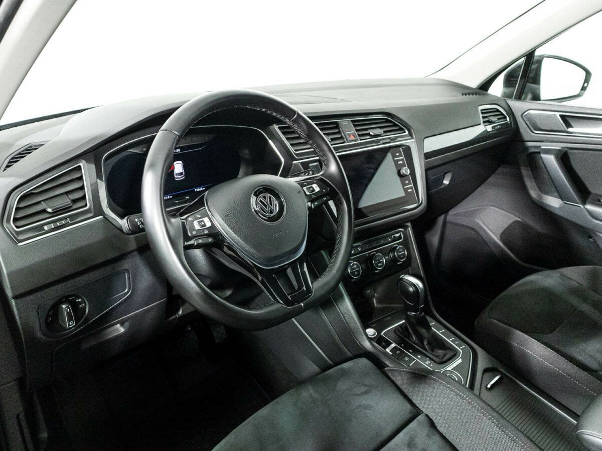 Volkswagen Tiguan 2018 года с пробегом. Фото: #10
