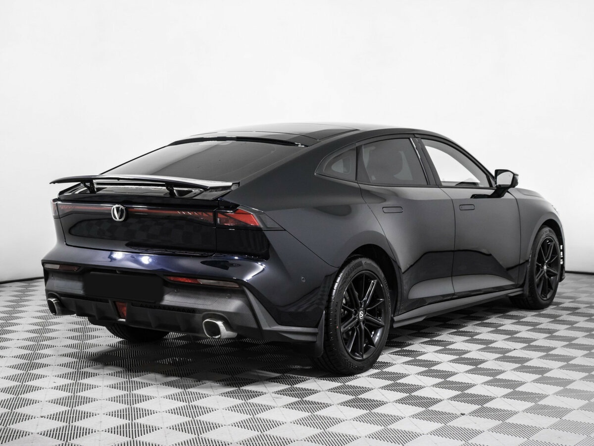 Changan UNI-V 2023 года с пробегом. Фото: #4