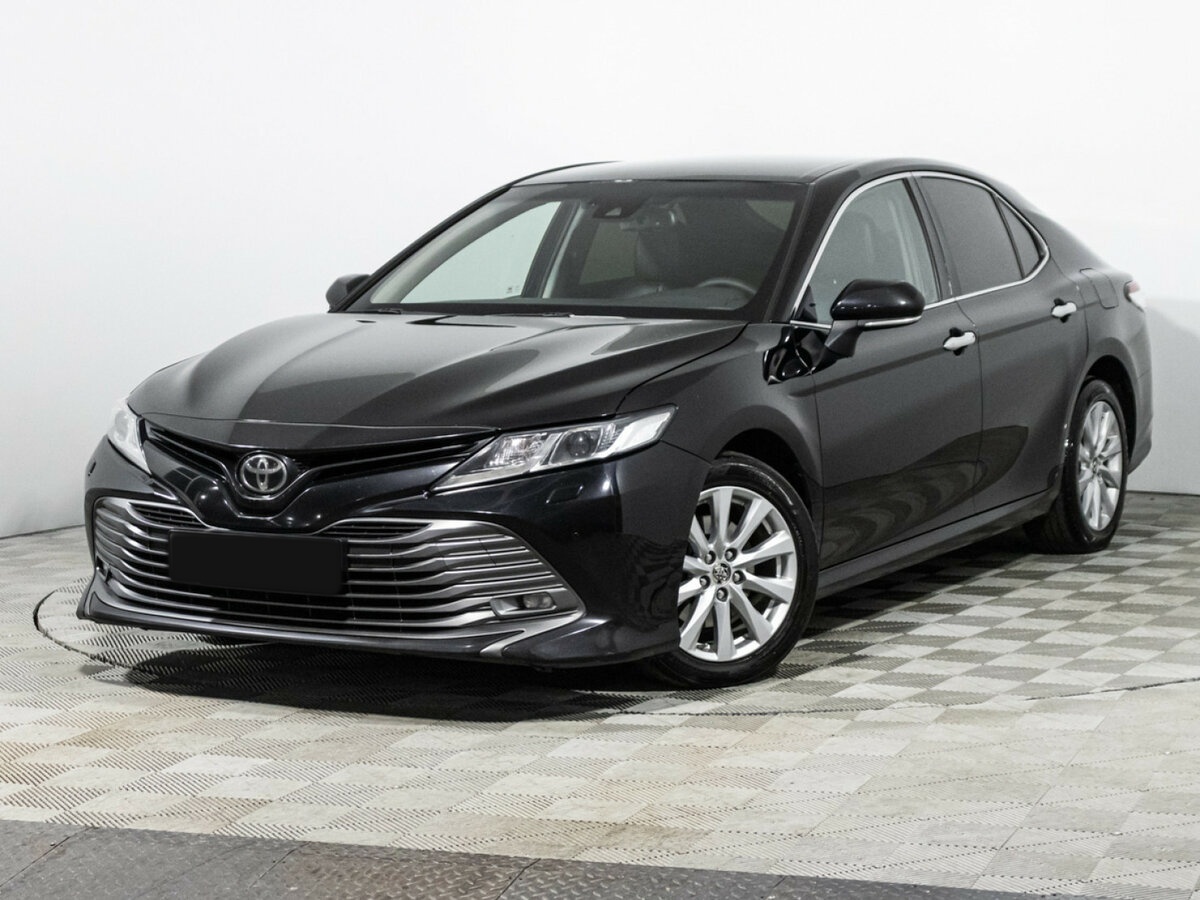 Toyota Camry 2019 года с пробегом. Посмотреть фото
