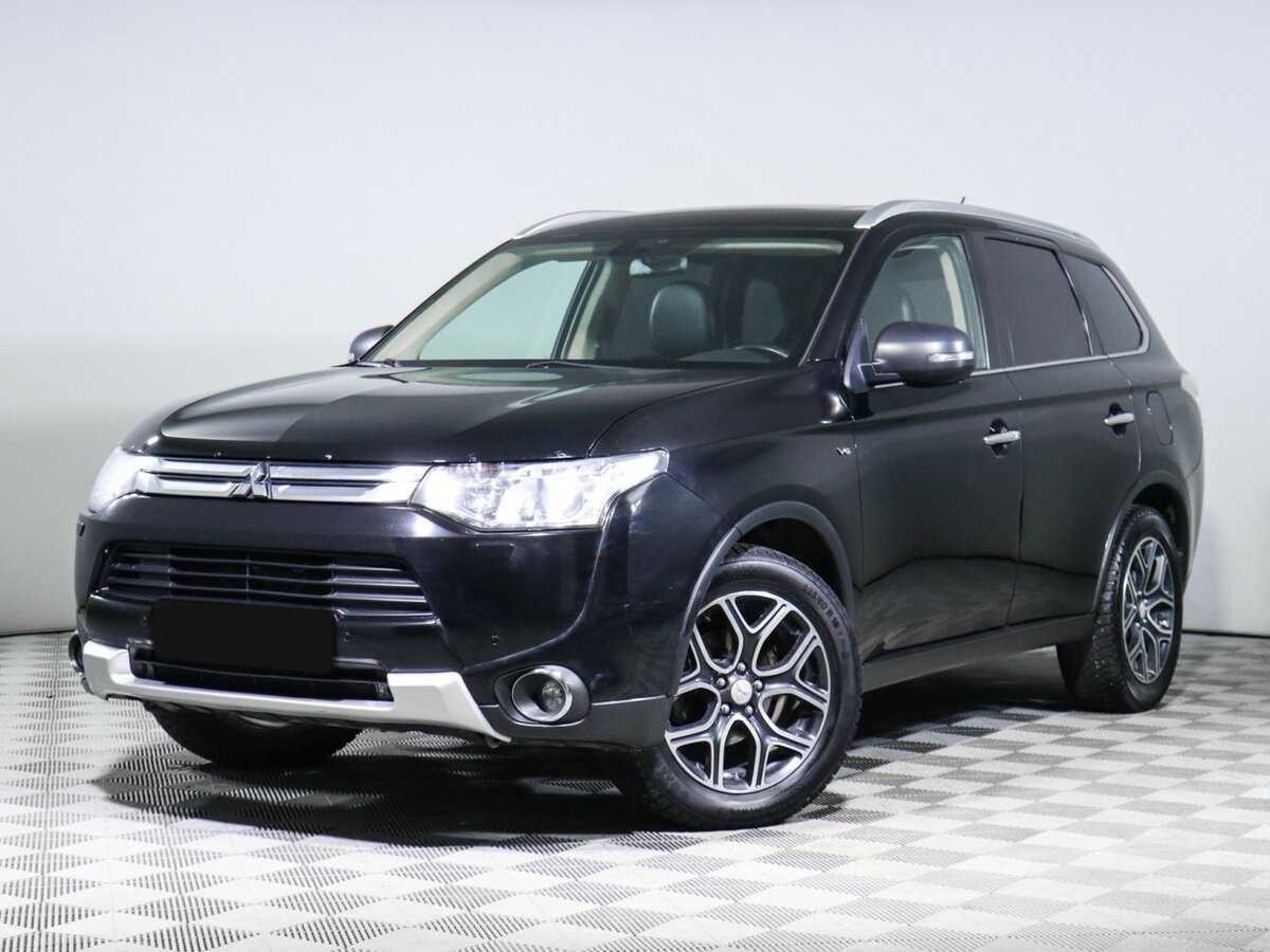 Mitsubishi Outlander 2014 года с пробегом. Посмотреть фото