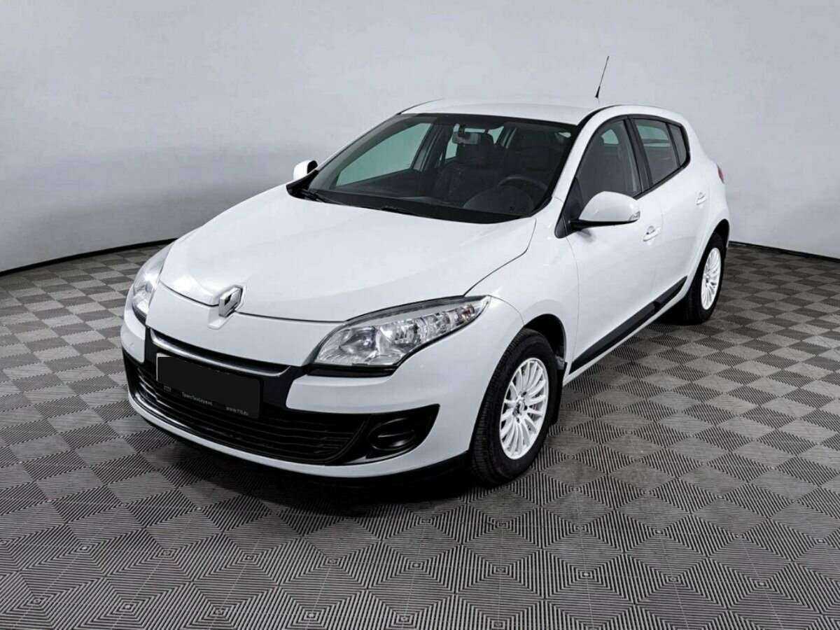 Renault Megane 2013 года с пробегом. Посмотреть фото
