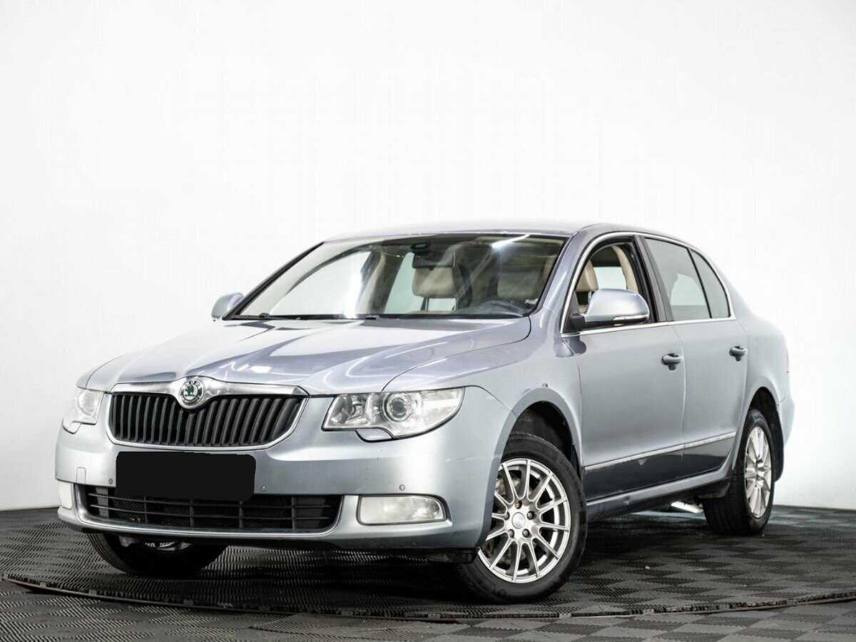 Skoda Superb 2012 года с пробегом. Посмотреть фото