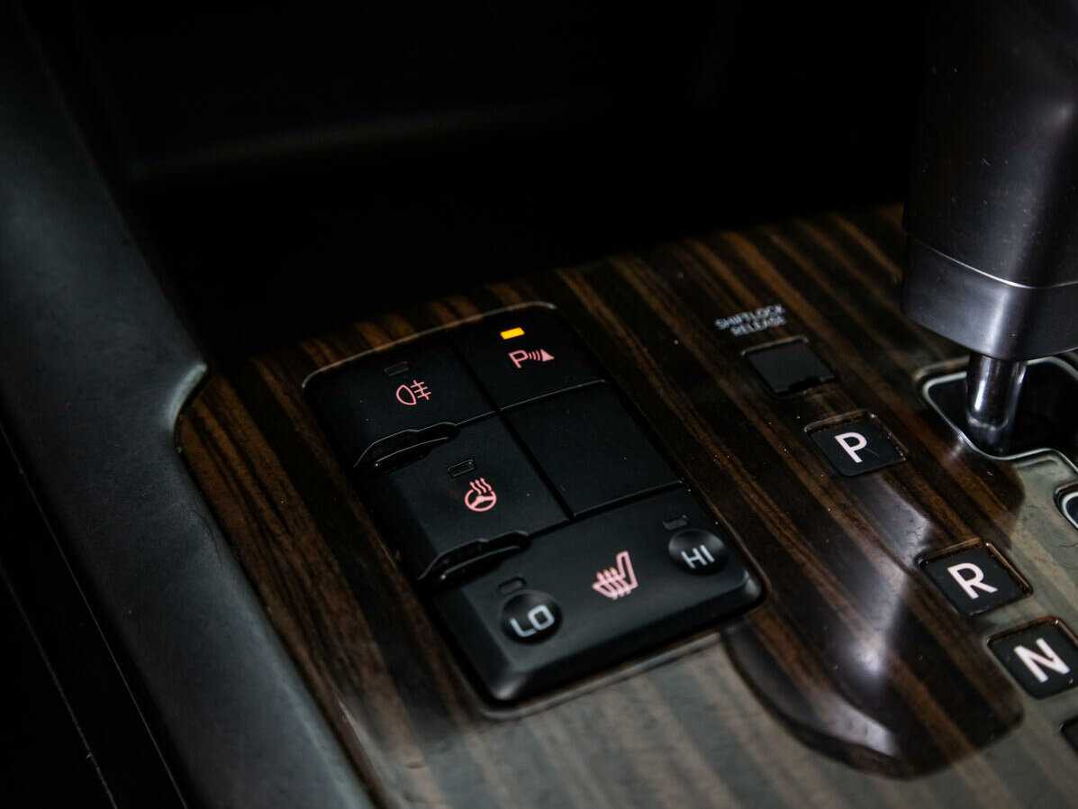 Kia Mohave 2017 года с пробегом. Фото: #15