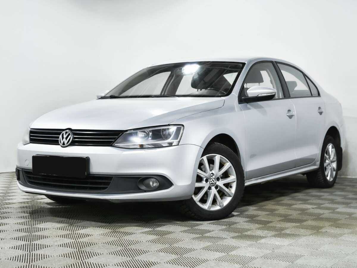 Volkswagen Jetta 2012 года с пробегом. Посмотреть фото