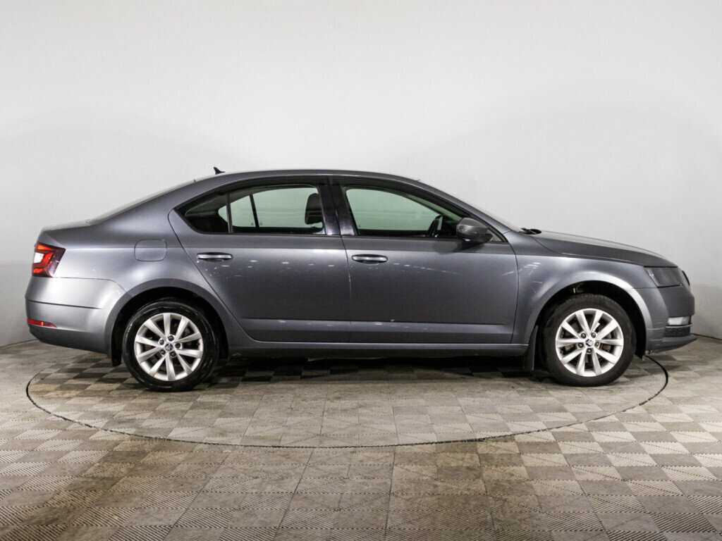 Skoda Octavia 2018 года с пробегом. Фото: #3