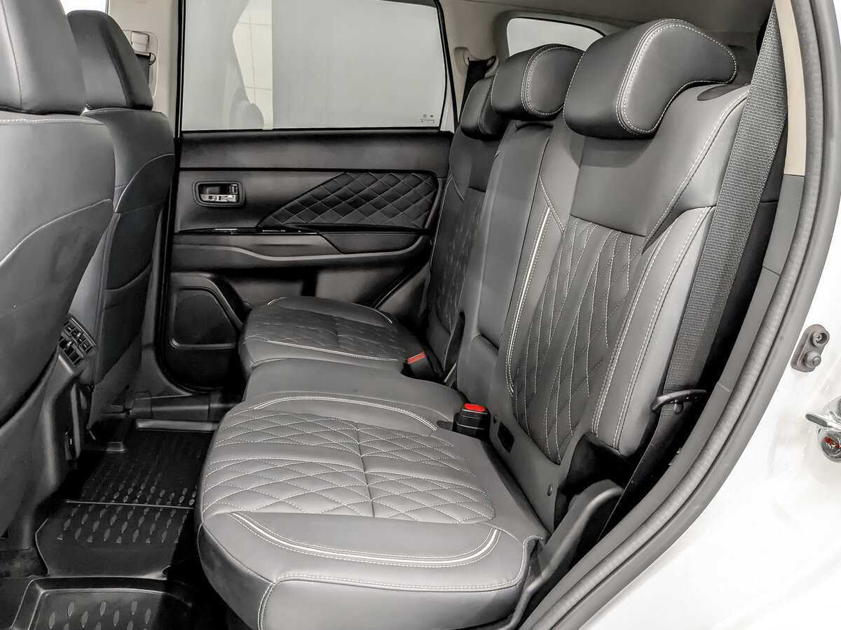 Mitsubishi Outlander 2022 года с пробегом. Фото: #11