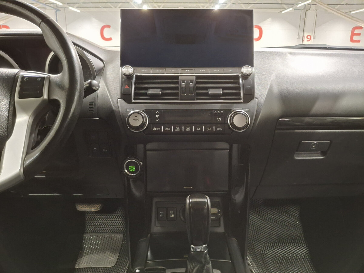 Toyota Land Cruiser Prado 2014 года с пробегом. Фото: #11