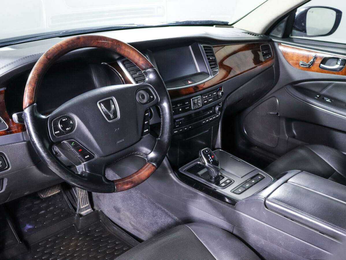 Hyundai Equus 2014 года с пробегом. Фото: #11