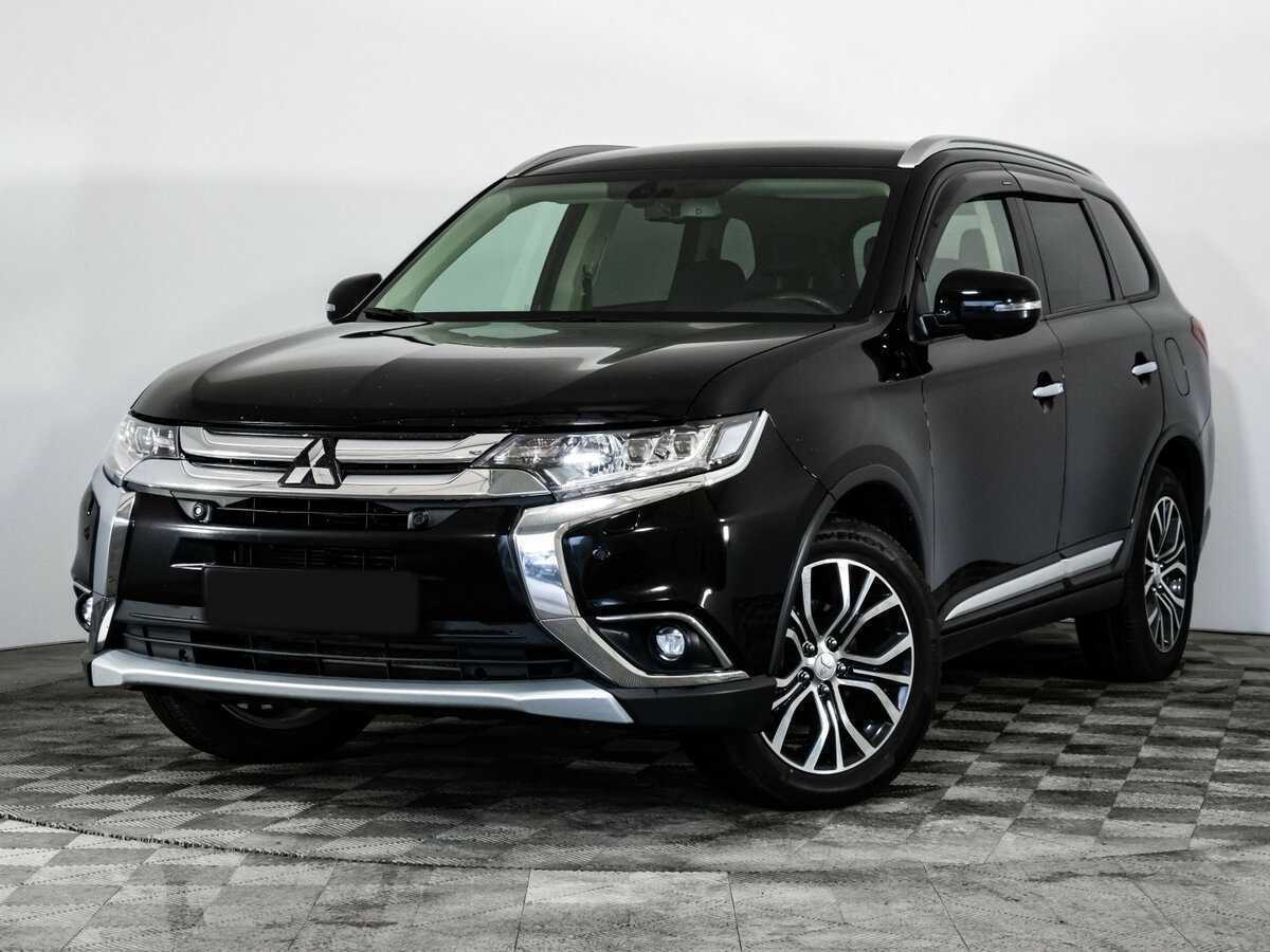 Mitsubishi Outlander 2018 года с пробегом. Посмотреть фото