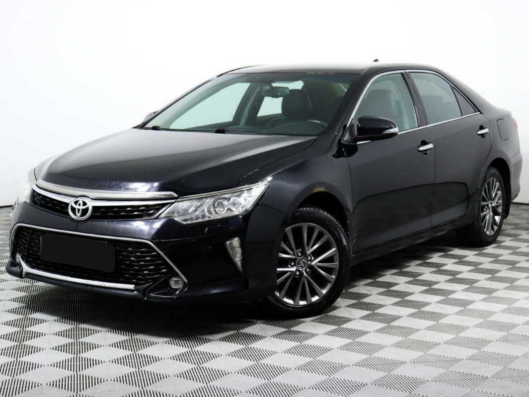 Toyota Camry 2015 года с пробегом. Посмотреть фото