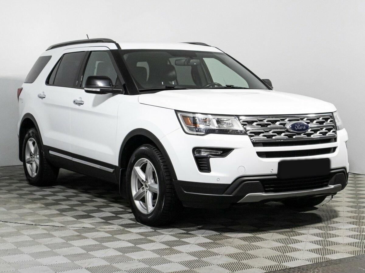 Ford Explorer 2019 года с пробегом. Фото: #2