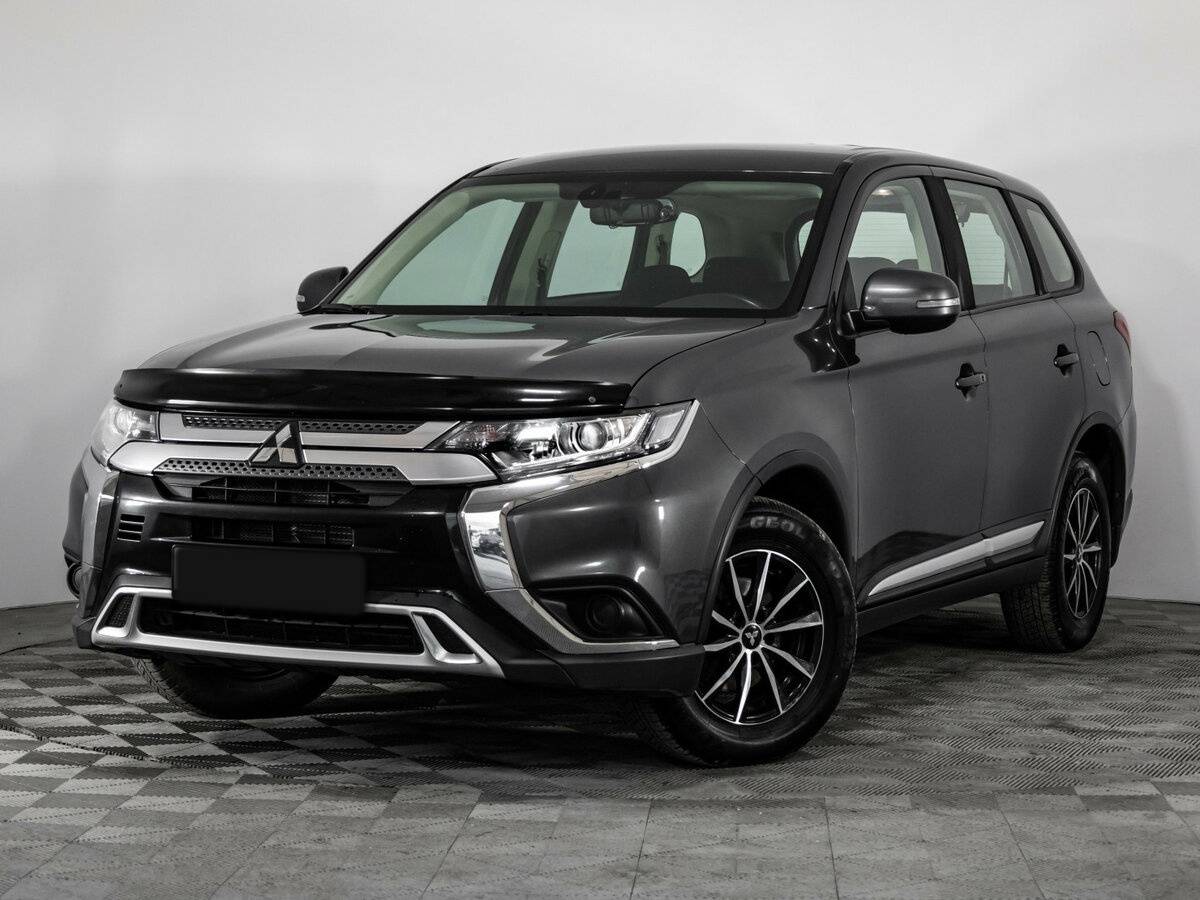 Mitsubishi Outlander 2019 года с пробегом. Посмотреть фото