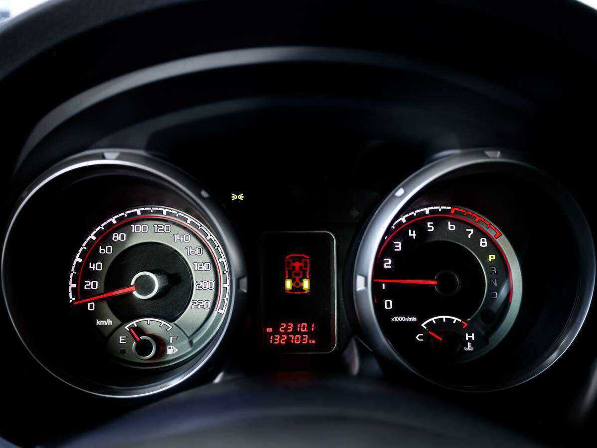 Mitsubishi Pajero 2014 года с пробегом. Фото: #9