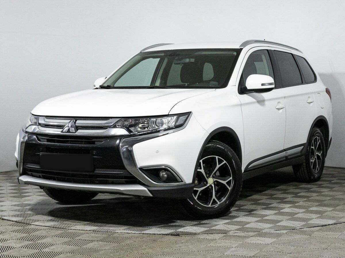 Mitsubishi Outlander 2016 года с пробегом. Фото: #0