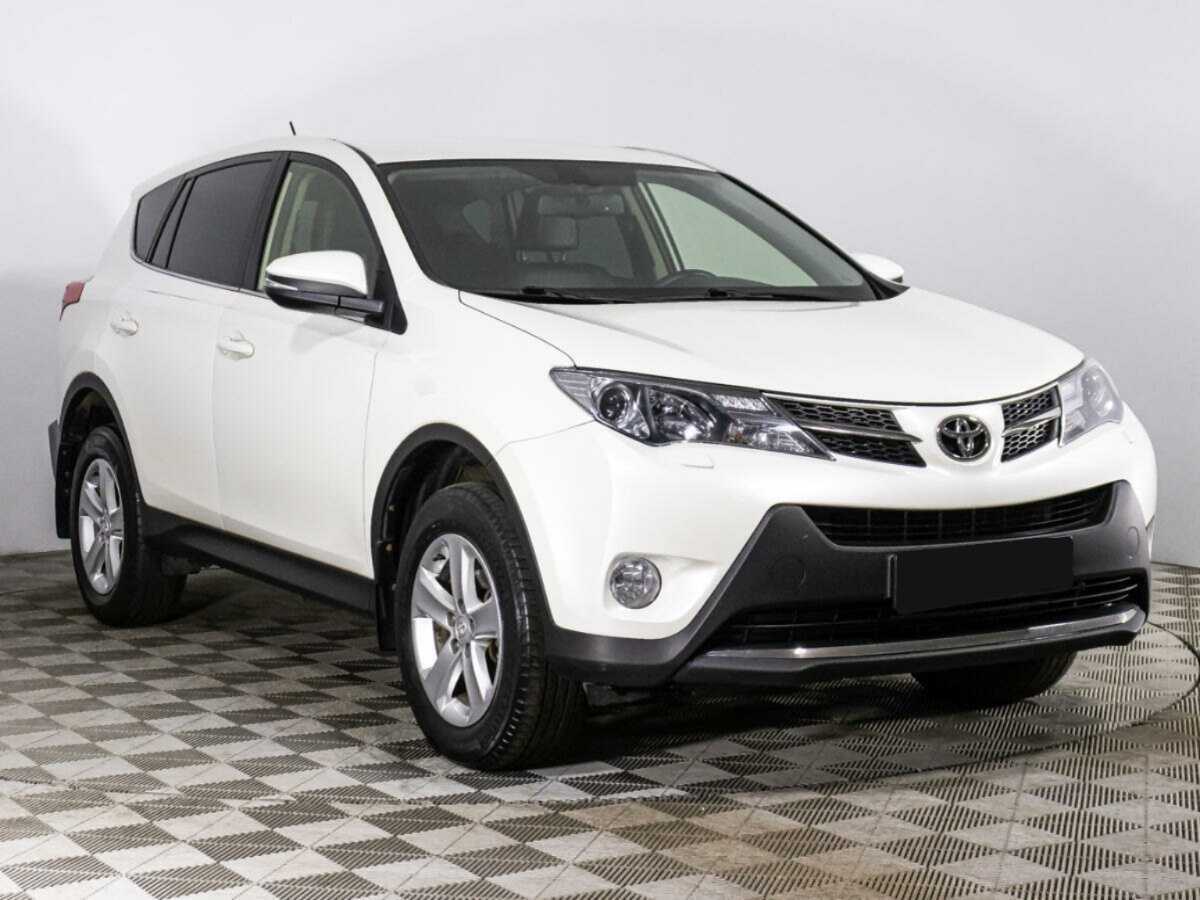 Toyota RAV4 2013 года с пробегом. Фото: #2