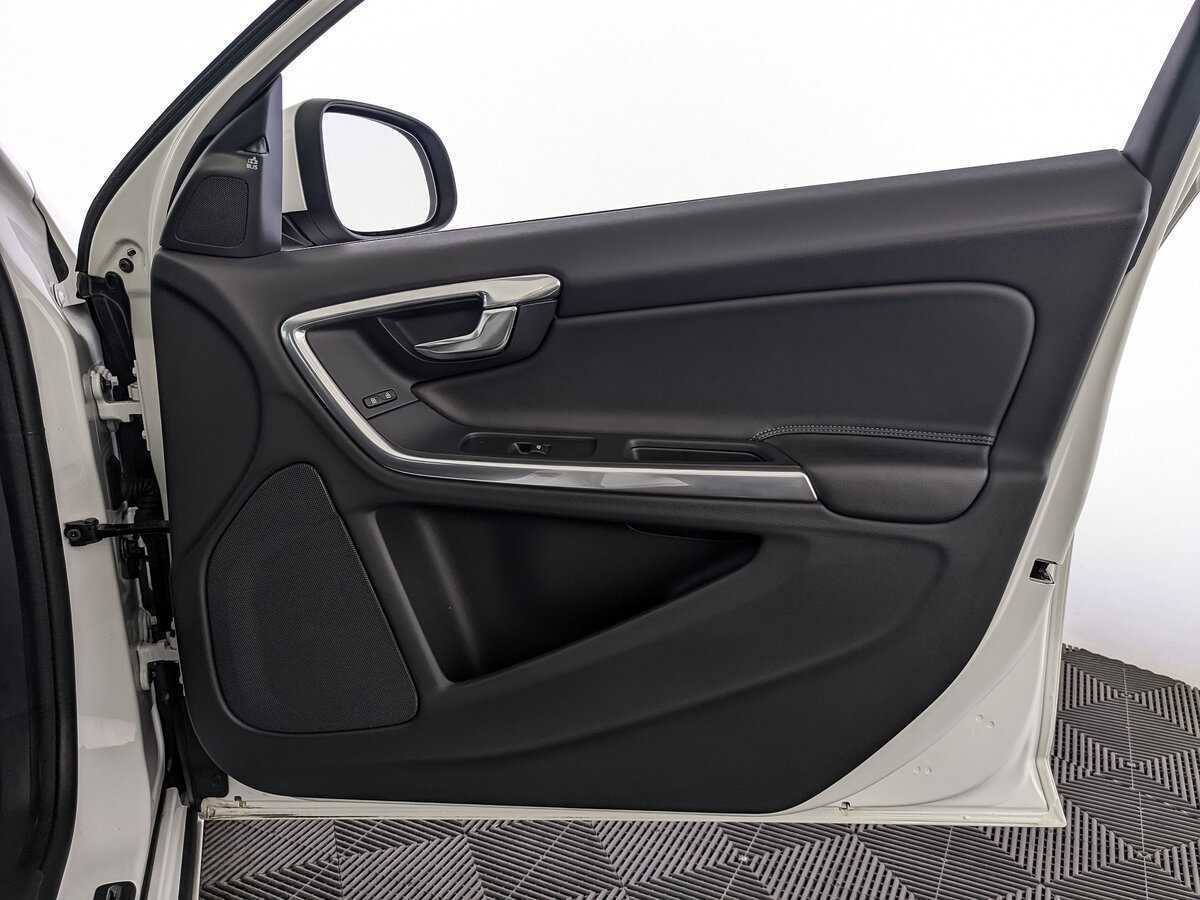 Volvo S60 2017 года с пробегом. Фото: #18