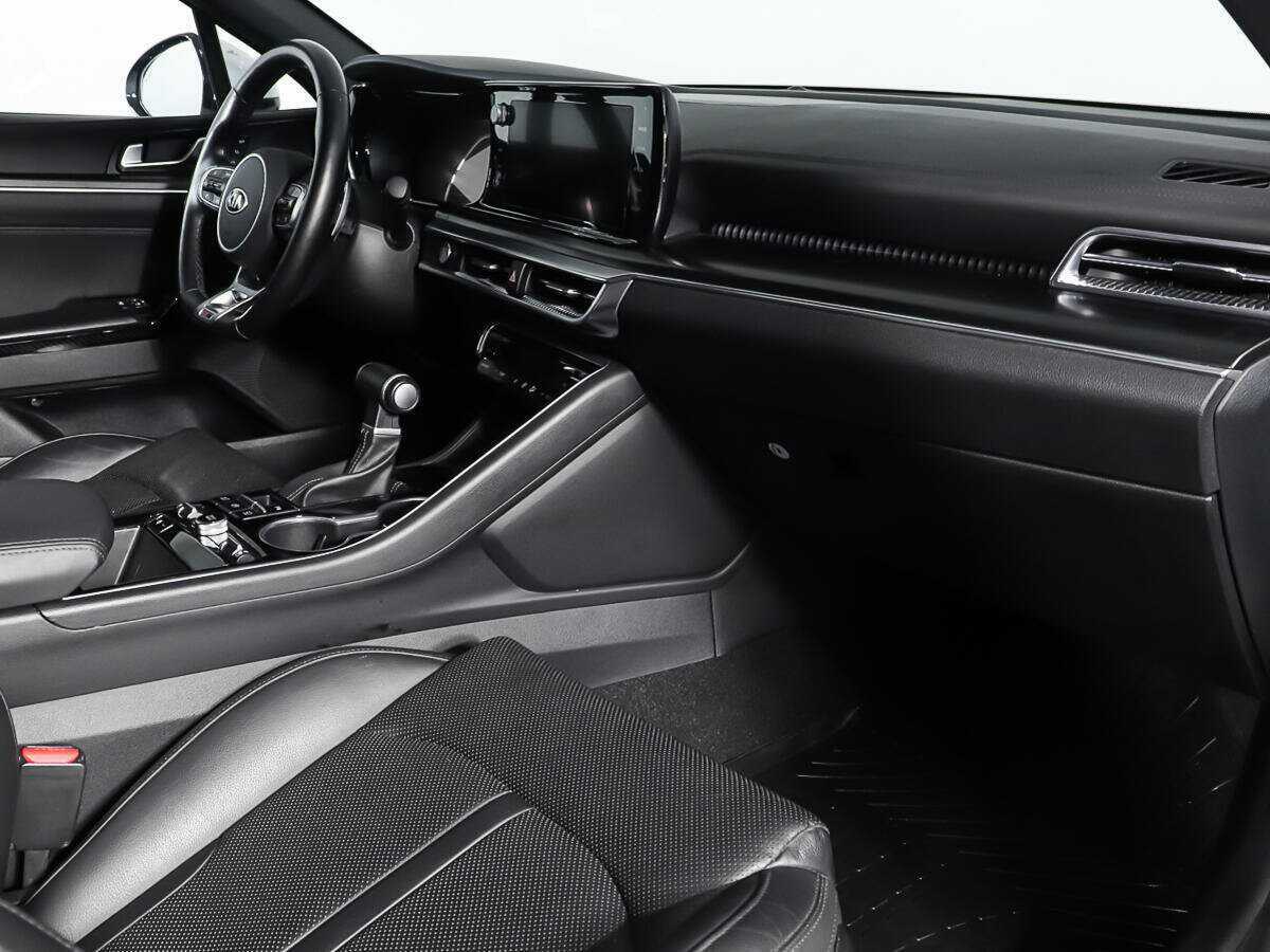 Kia K5 2020 года с пробегом. Фото: #8