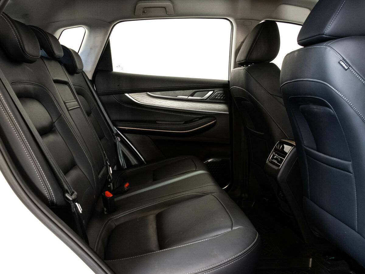 EXEED LX 2023 года с пробегом. Фото: #13