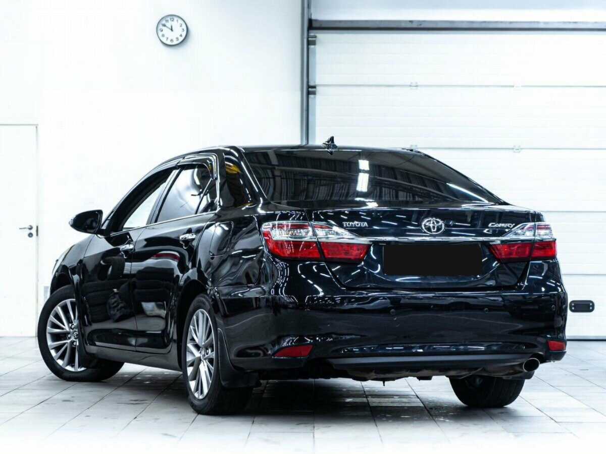 Toyota Camry 2017 года с пробегом. Фото: #3