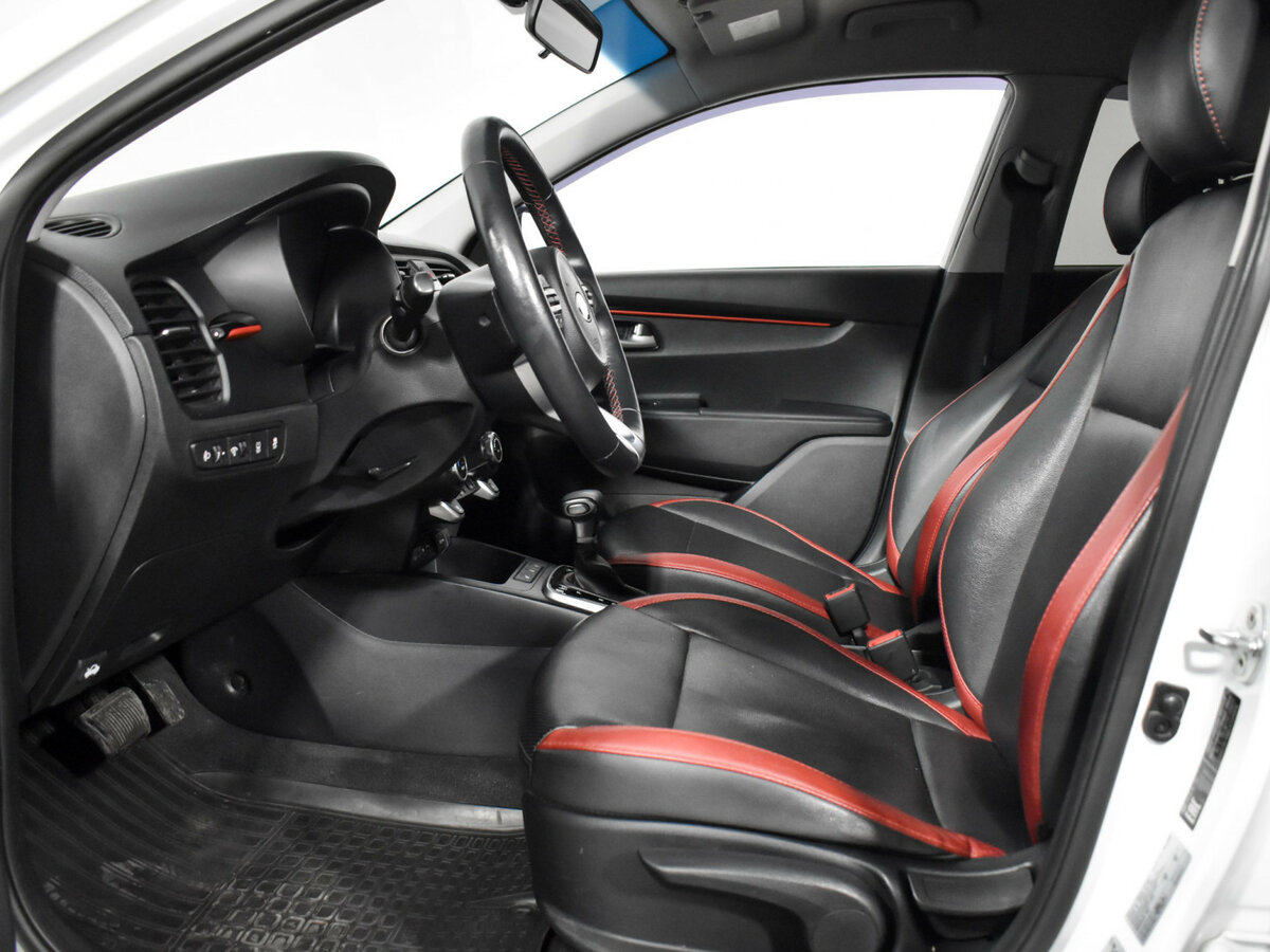 Kia Rio 2020 года с пробегом. Фото: #9