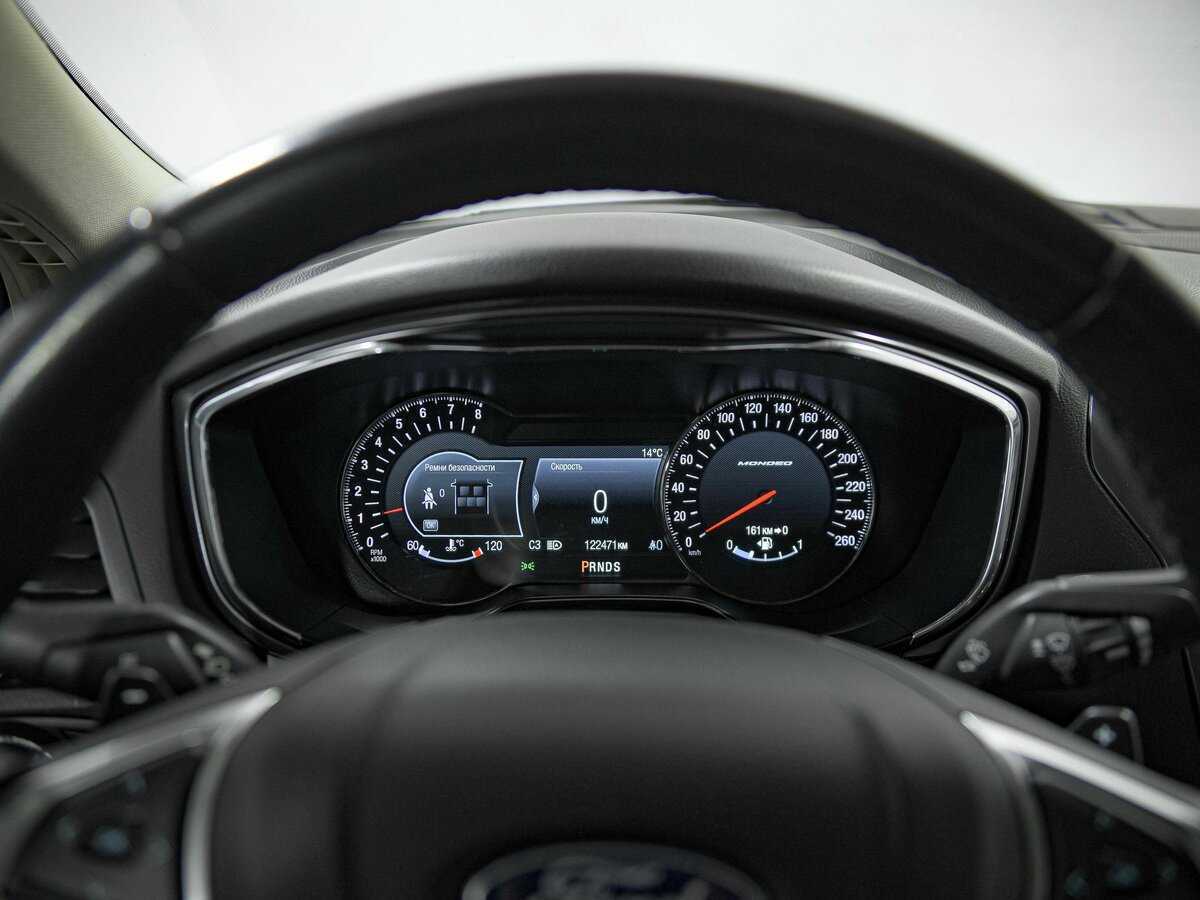 Ford Mondeo 2016 года с пробегом. Фото: #5