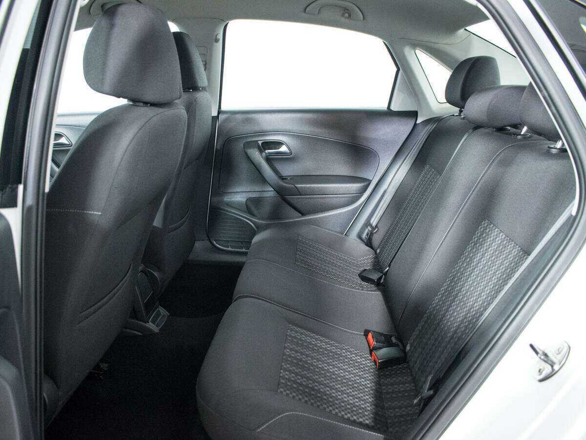 Volkswagen Polo 2015 года с пробегом. Фото: #9